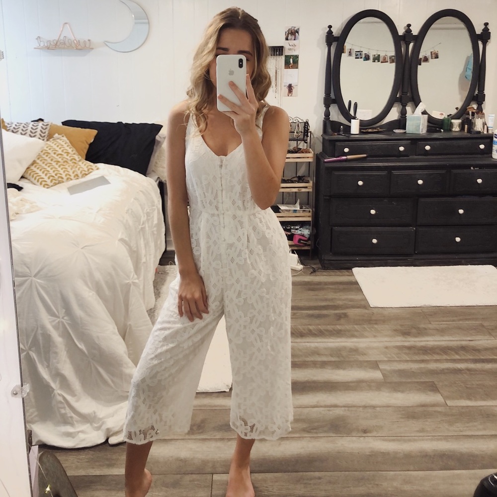 White Lace Jumpsuit!! - Picture 1 of 8
